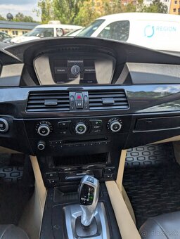 BMW 520D - 15
