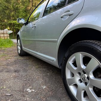 Volkswagen Golf 1.9 TDi - 15