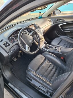 Opel insignia 2.l - 15