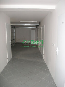 Na predaj: Polyfunkčný rodinný dom – ideálny na byty, ambula - 15