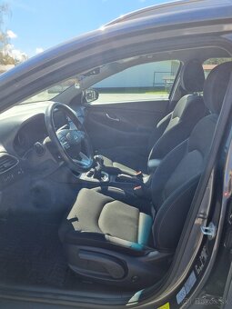 Hyundai i30 CW Kombi 1.4 T-GDi Family - 15