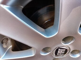 Predám Fiat Grande Punto 1.2 Šport 8V  klímou M5 5d TOP STAV - 15