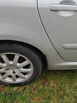 Peugeot 307 SW 2.0 HDi 66kW RHY - 15