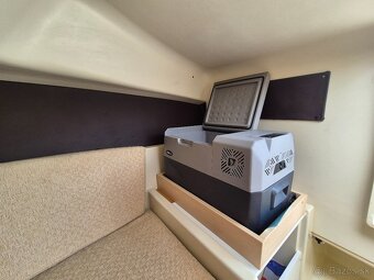 Predám Motorový čln Galia 630 sundeck s Honda BF200 - 15
