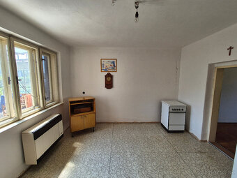 Na predaj 3-izbový rodinný dom Ludanice, okr. Topoľčany - 15