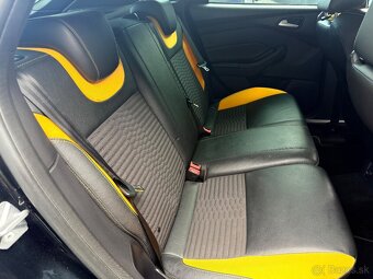 Ford Focus ST Recardo sedadla - 15