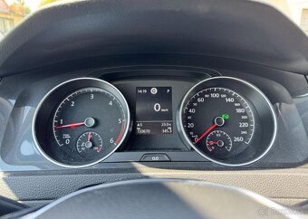 Volkswagen Golf 2,0 TDI DSG COMBI nafta automat 110 kw - 15