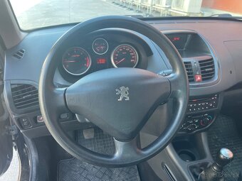 Peugeot 206+ 1.4HDi r.v. 10/2011 - 15