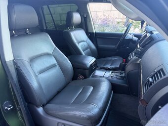 Toyota Land Cruiser 200 4.5 V8 - 15