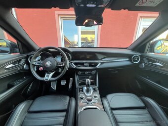 Alfa Romeo Stelvio V6 2.9 BI-TURBO Quadrifoglio (ODPOČET DPH - 15