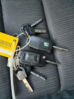 Škoda Octavia 1.6 MPi - 15