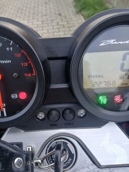 Suzuki GSF 650 Bandit - 15