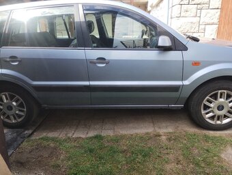 Ford fusion 1,4 TDCi 50 kW 2007 - 15