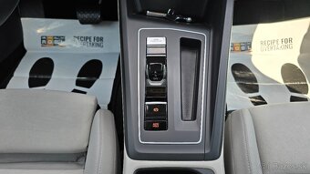 VW Golf 8 STYLE Hatchback ✅️TOP STAV✅️ - 15