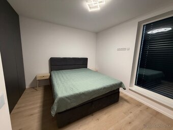 Moderný rodinný radový dom na Pereši - 15