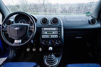 Ford Fiesta 2.0i Duratec ST 150 - 15