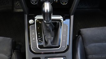Volkswagen Passat Highline B8 Sedan 2.0 140kw DSG - 15
