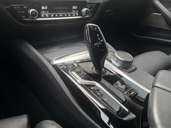 BMW Rad 5 Touring 530e xDrive PHEV LASER HEAD-UP 360°3D KAM. - 15