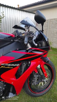 Honda CBR 1000RR Fireblade - 15