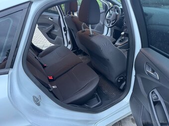 Ford Focus 1.5 EcoBoost ST-Line - 15