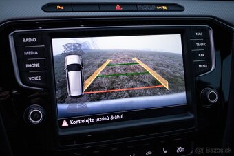 Volkswagen Passat Variant 2.0 BiTDI R-Line 4MOTION DSG - 15