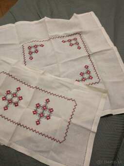 Retro ľudové obrusy - 15