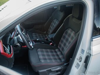 Volkswagen Polo GTI 2.0 TSI DSG - 15