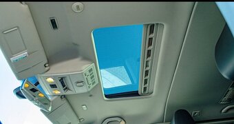 Volkswagen Multivan 2.0 TDI Highline DSG 7 - 15