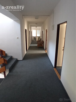 Ponúkame na predaj pekný penzión v Patinciach - 15