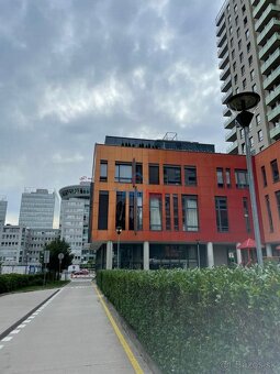 CITY PARK RUŽINOV pri APOLLO BC, TWIN CITY, OC CENTRÁL - 15