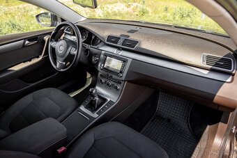 Volkswagen Passat Variant 1.6 TDI BMT Comfortline Business - 15