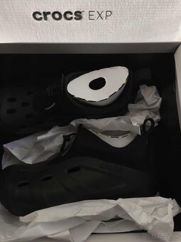 Predam Nove Crocs Quick Trail Low Blk Black 39/40 - 15