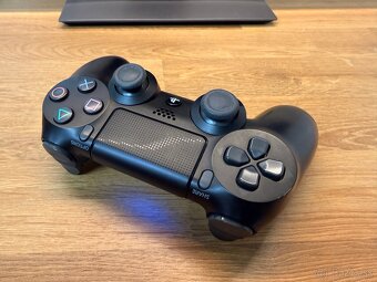 Playstation 4 Slim 500GB - 15