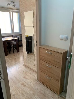 Prenájom 1i zariadený byt, J.Jesenského, centrum Prievidza - 15