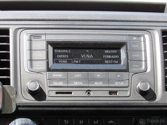 Volkswagen Caravelle 2.0TDi, 110kw, SR, 1. majiteľ, 9-miestn - 15