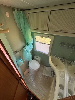 FORD TRANSIT AUTOKARAVAN 2.5 TD COLUMBIA 310 - 15