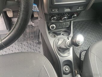 Dacia Duster 4x4 benzin - 15