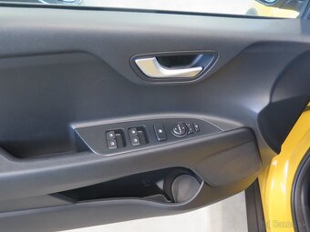 Kia Stonic 1.25CVVT,klima,kamera,navi - 15