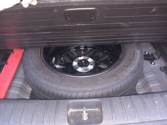 Hyundai Tucson 1,6 T-GDi, 130 kW 4x4, AUTOMAT - 15