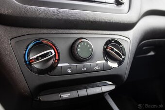 Hyundai i20 1.1 Black - 15