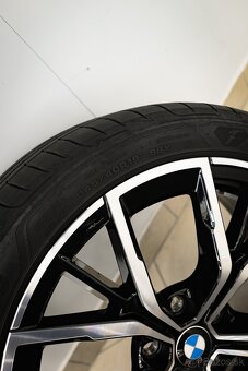 Predám BMW Rad 5 Touring 530d mHEV xDrive - 15