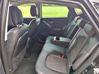 Predám Hyundai ix35 1,7 CRDi 4x2 vo výbave Style - 15