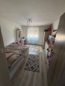 Troj izbový byt na predaj v Šahách - 15