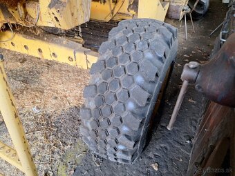 NEW HOLLAND TX66 - 15