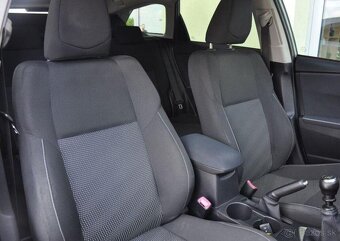Toyota Auris 1,6I ČR KEYLESS 2xKOLA KAMERA 97 kw - 15