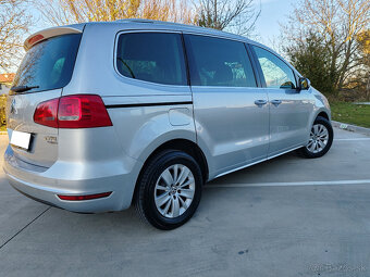 Predám VW Sharan 2.0 TDi CR HIGLINE r.v 2011 BLUEMOTION - 15