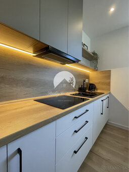 Reality KOMPLEX s.r.o., Vám ponúka na Prenájom 2-izbový byt - 15