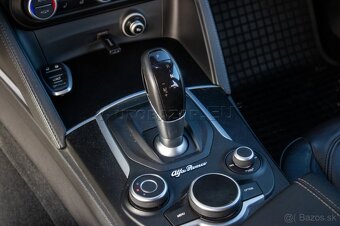 Alfa Romeo Stelvio 2.2 JTDm B - Tech, 118kW, Q2 - 15