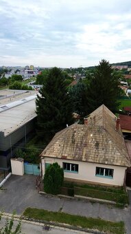 Rodinný dom s dušou – bývanie alebo podnikanie len pár minút - 15