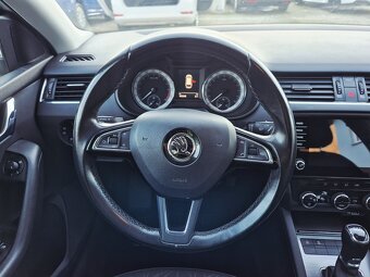 Škoda Octavia Combi III FL 2,0 TDi 110 kW DSG DRIVE - 15